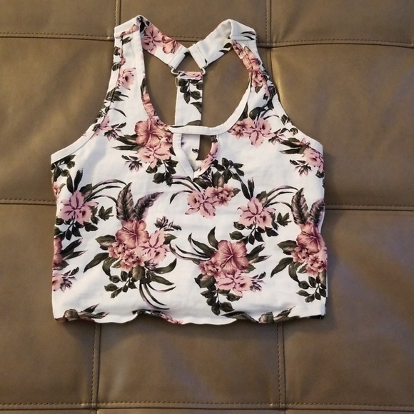 Charlotte Russe Tops - Crop Tank Top